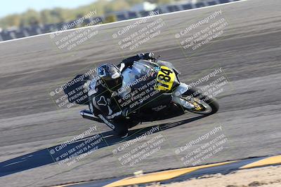 media/Feb-11-2024-CVMA (Sun) [[883485a079]]/Race 17 Amateur Supersport Middleweight/